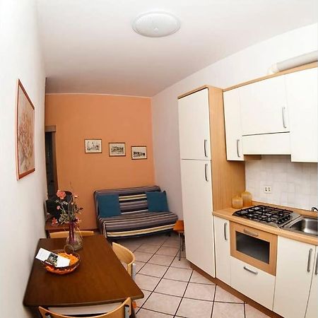 Casa Facchinetti Orange Apartment 马尔切西内 外观 照片